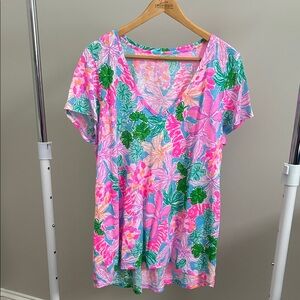 Lilly Pulitzer Pink and Green Etta Short Sleeve Top XL V-neck High-low hem